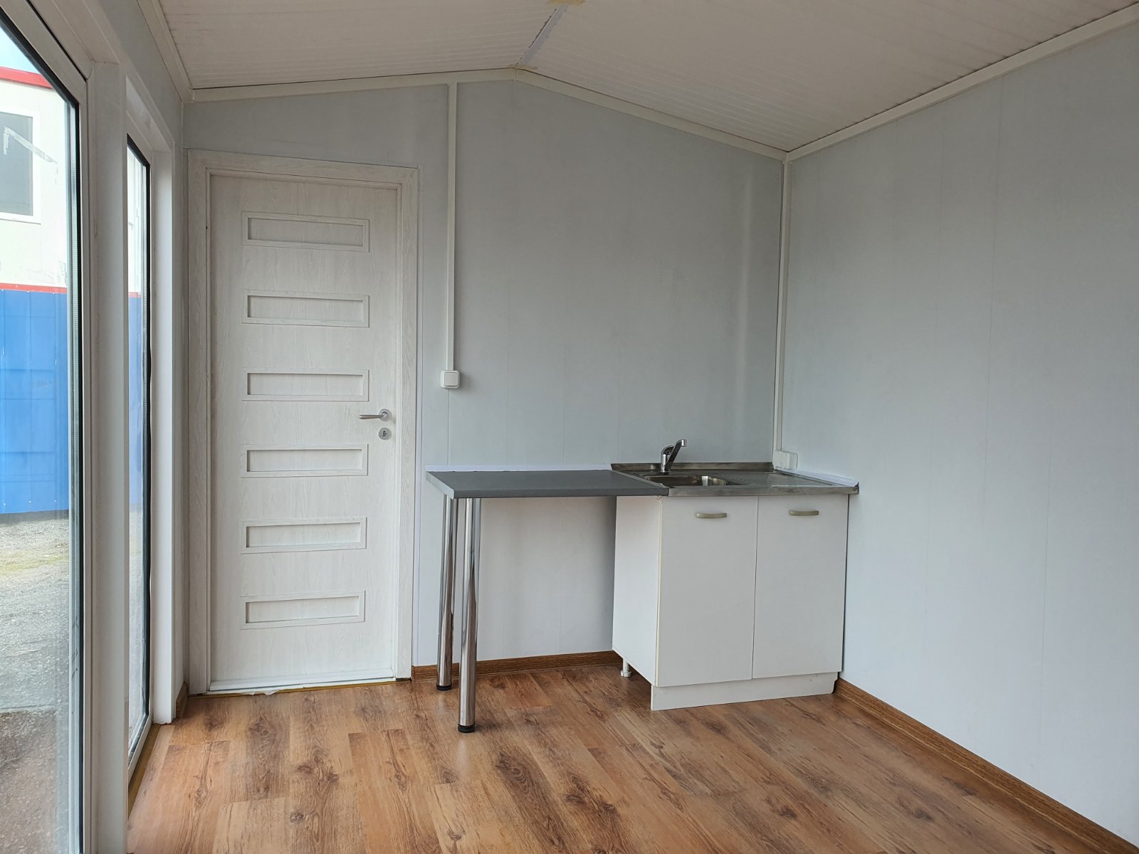 Mobile Home England 3