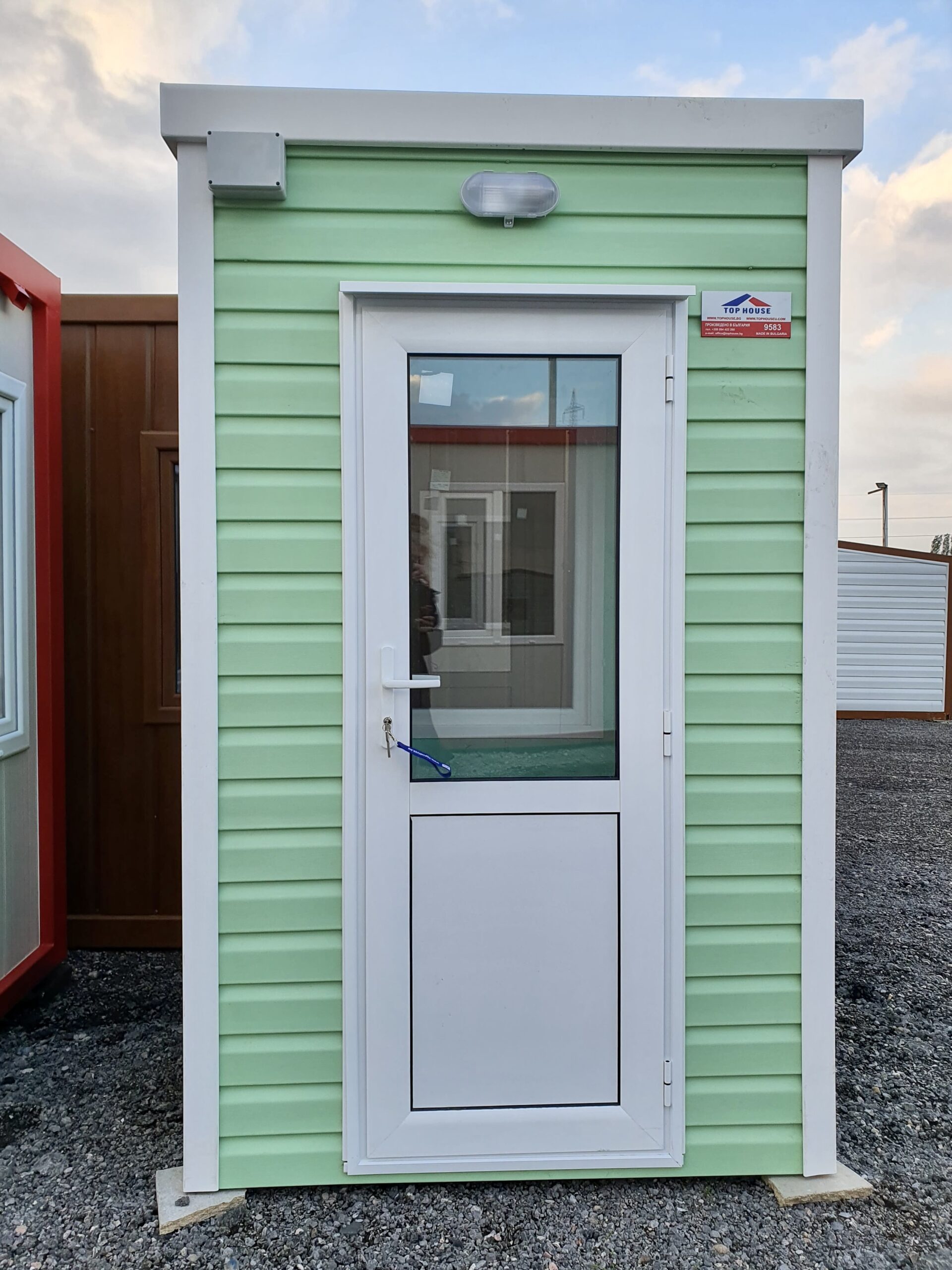 Guard Cabin Green Safe 3