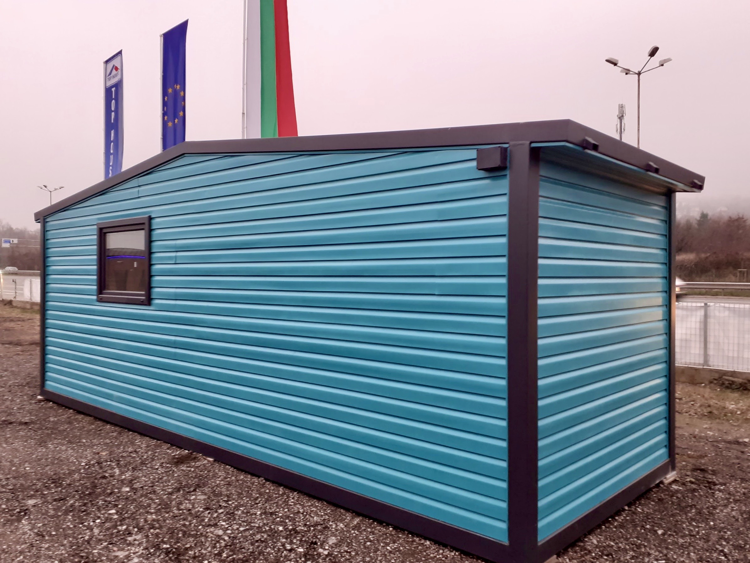 Mobile House Turquoise 4