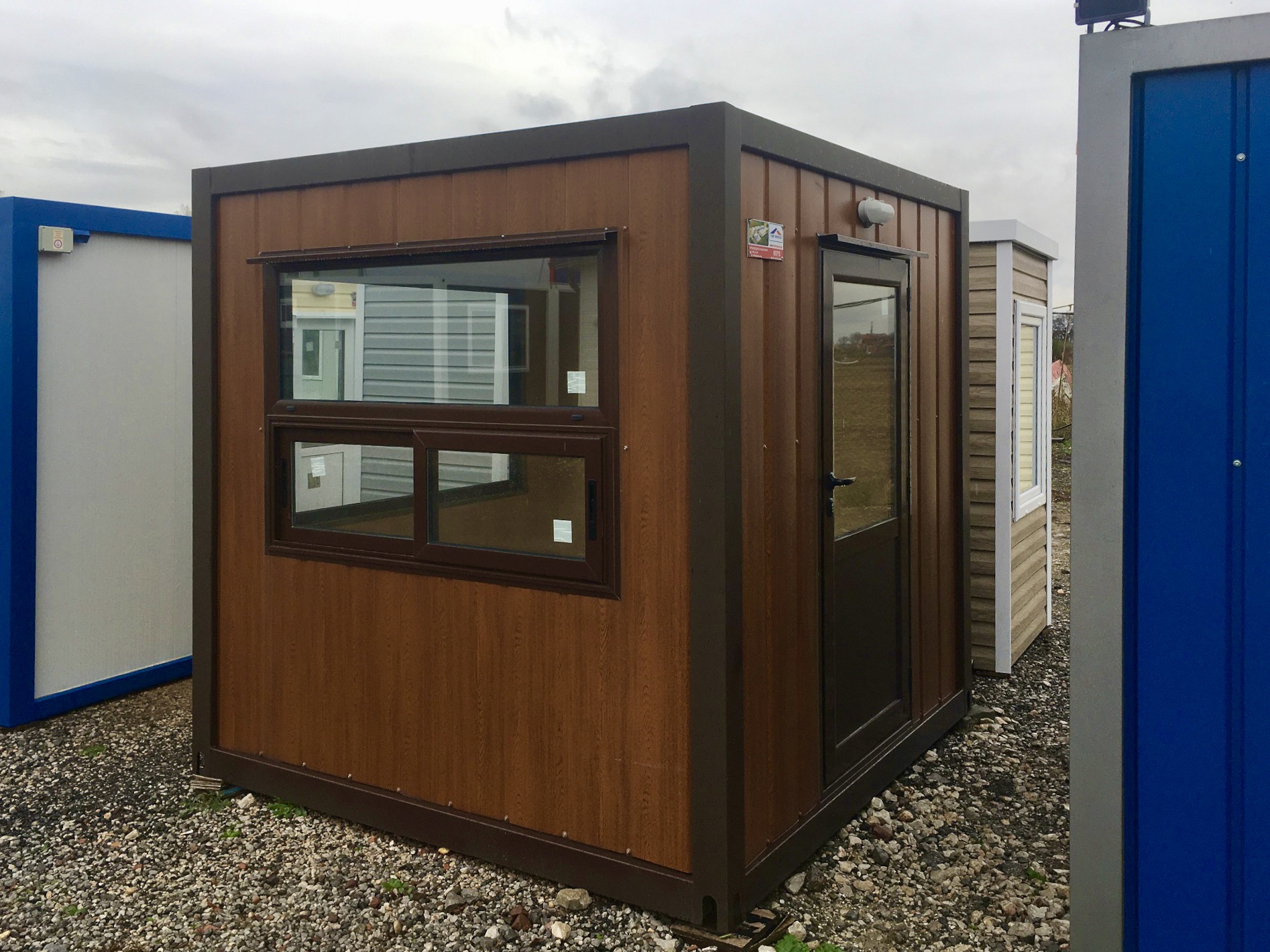 Security Cabin C02 1