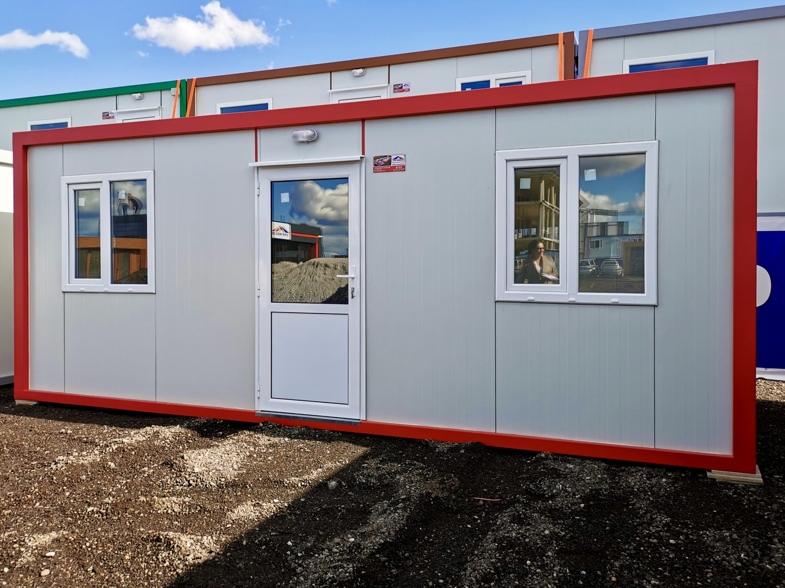 Standard Container Standard 2-1 1
