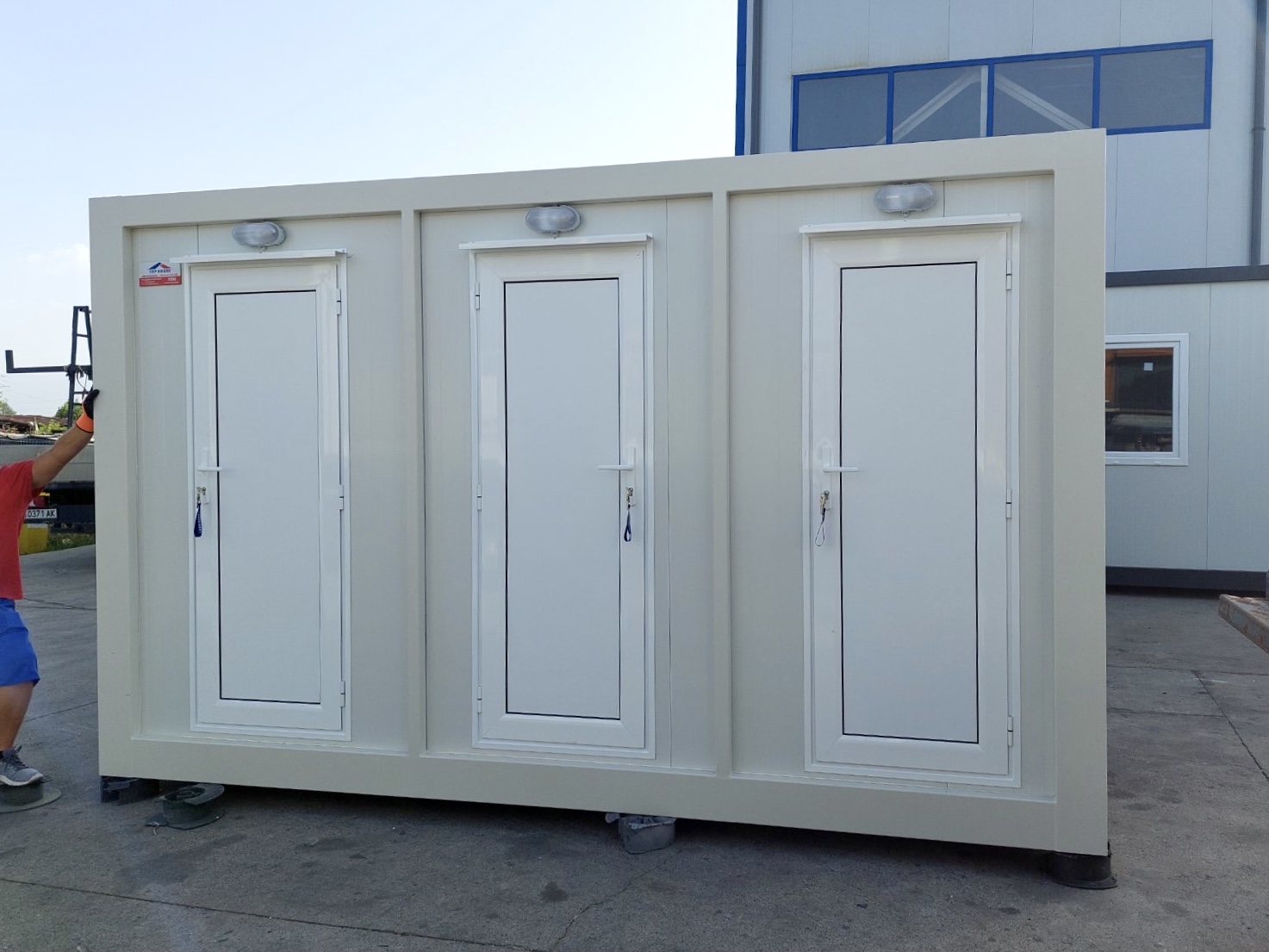 SA1070 Sanitary Container 2