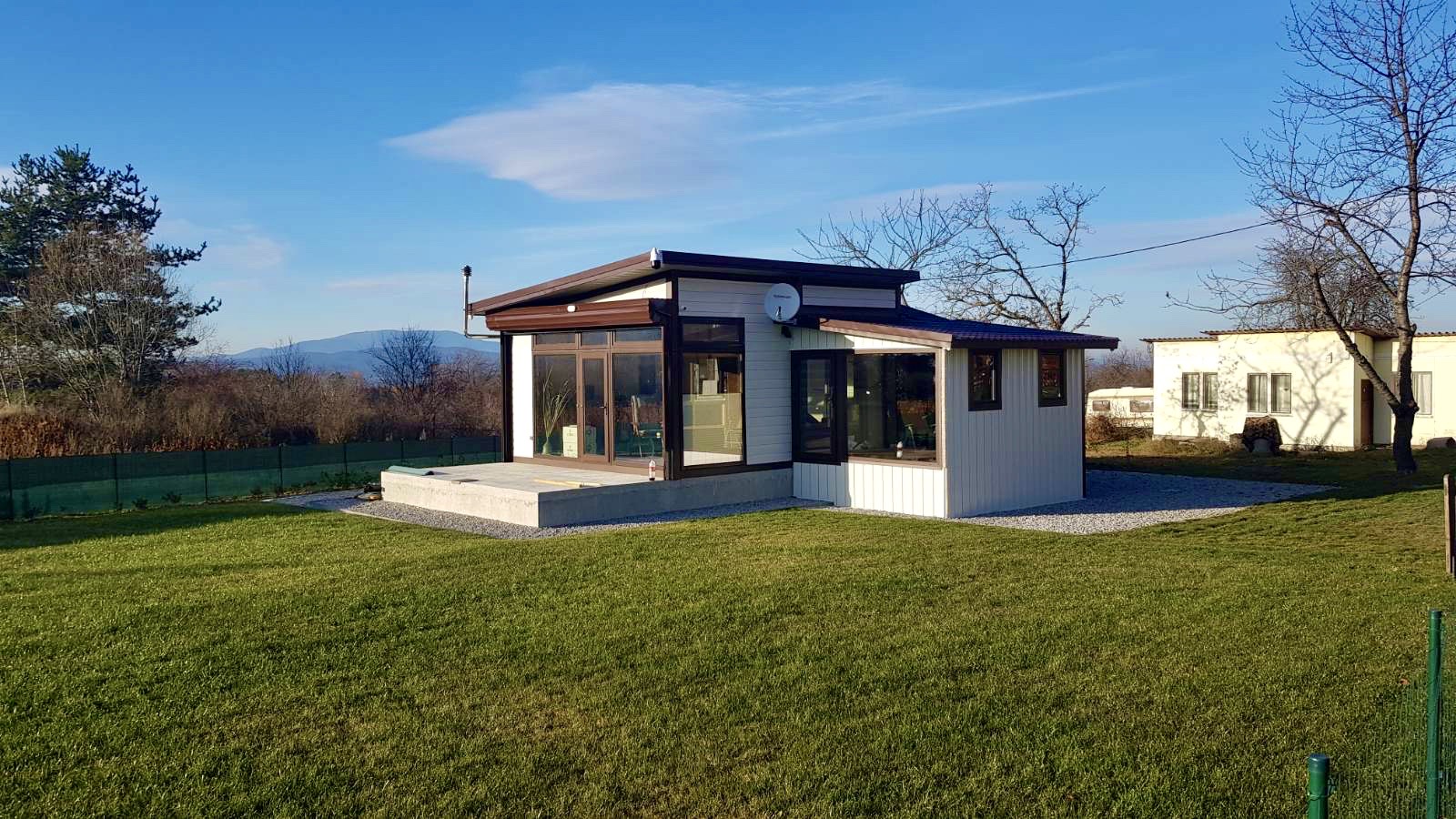 Mobile Home Robin House 1
