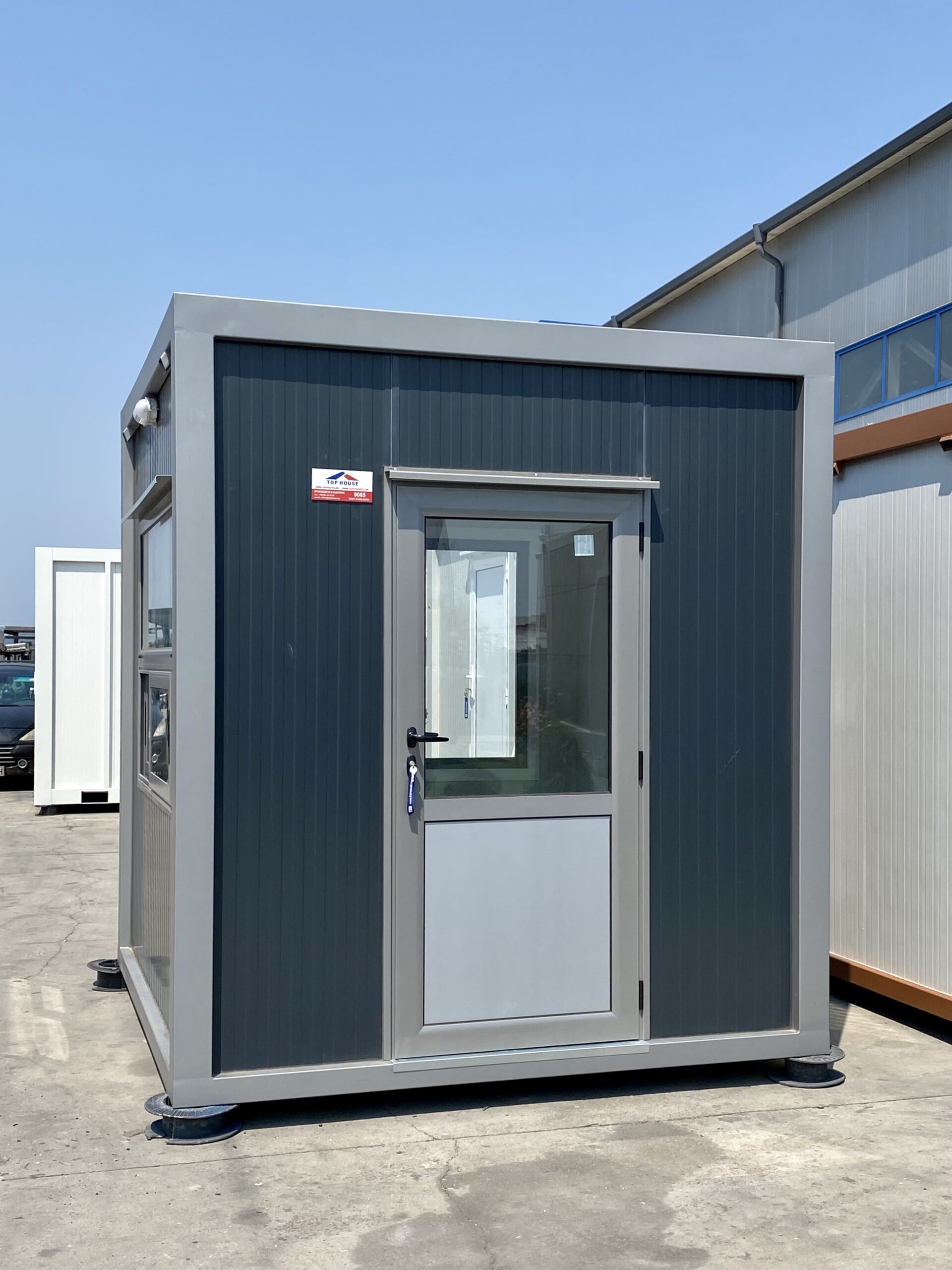 C9085 Security Cabin 1