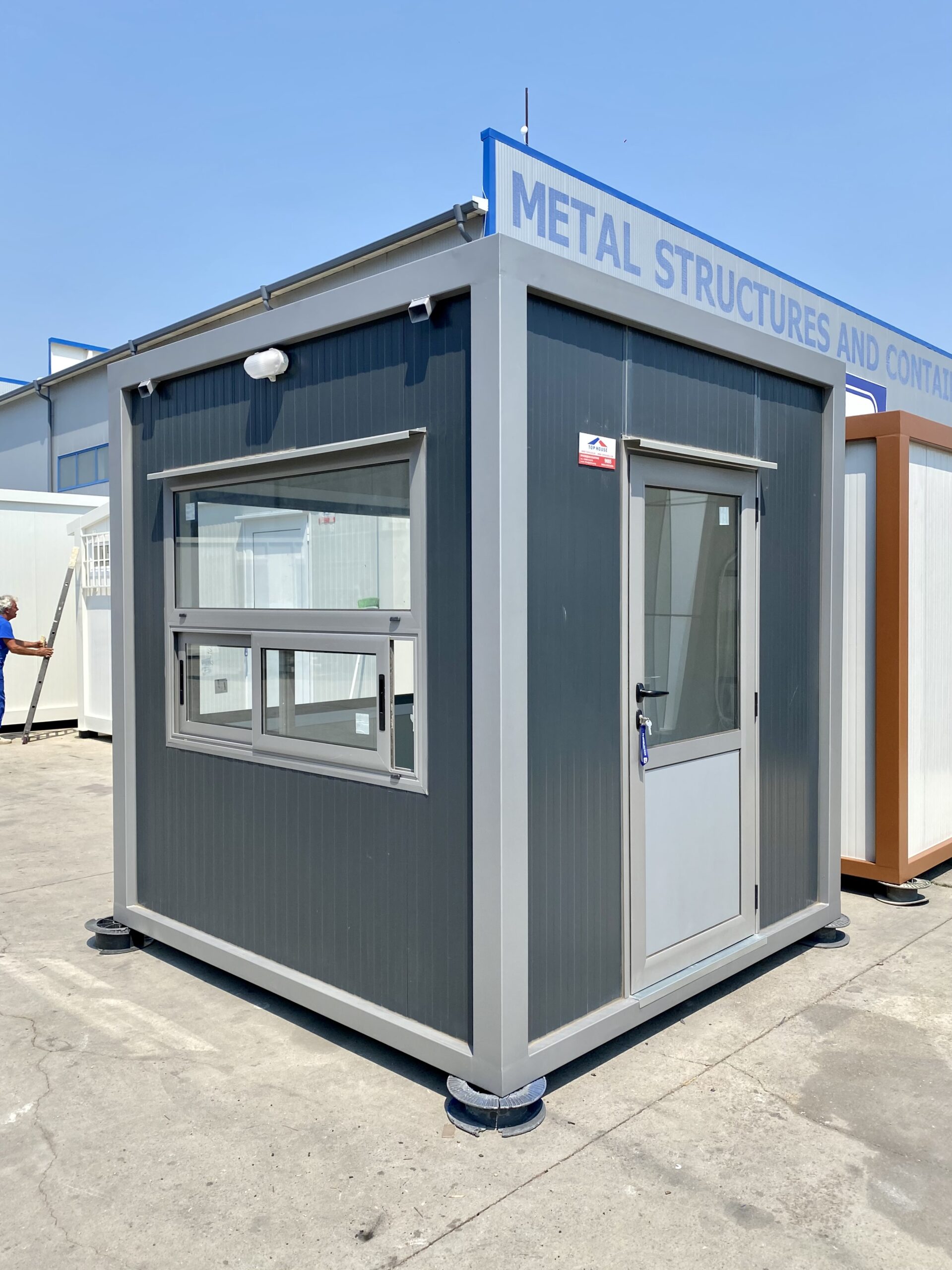 C9085 Security Cabin 2