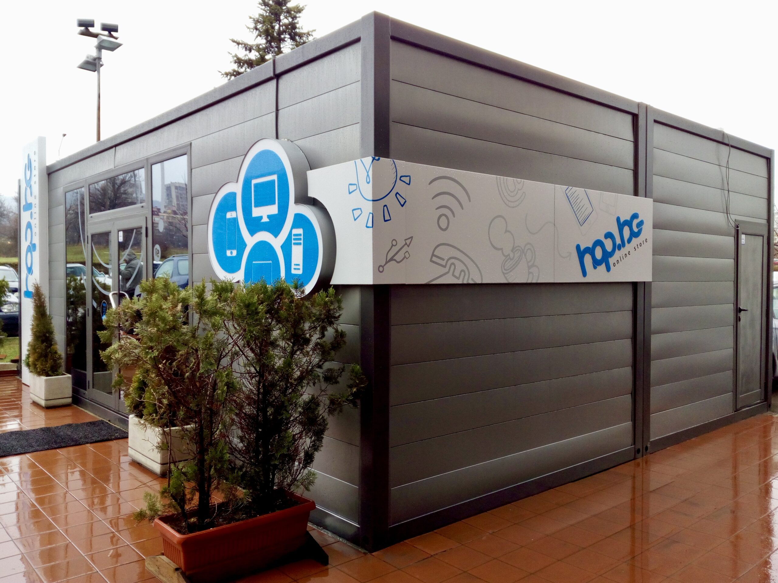 Commercial Container Hop 3