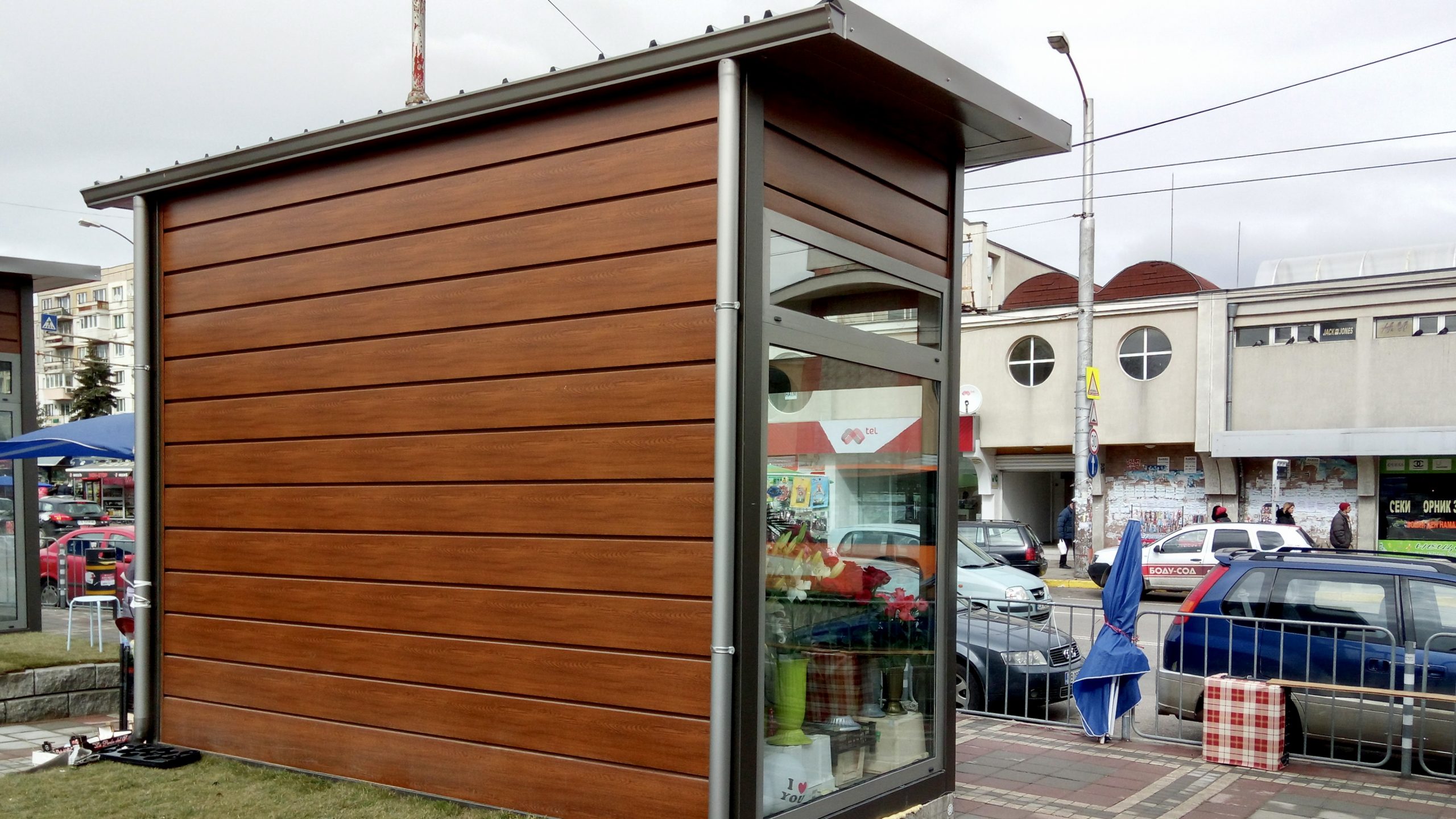 Commercial Container Brown-Grey 3