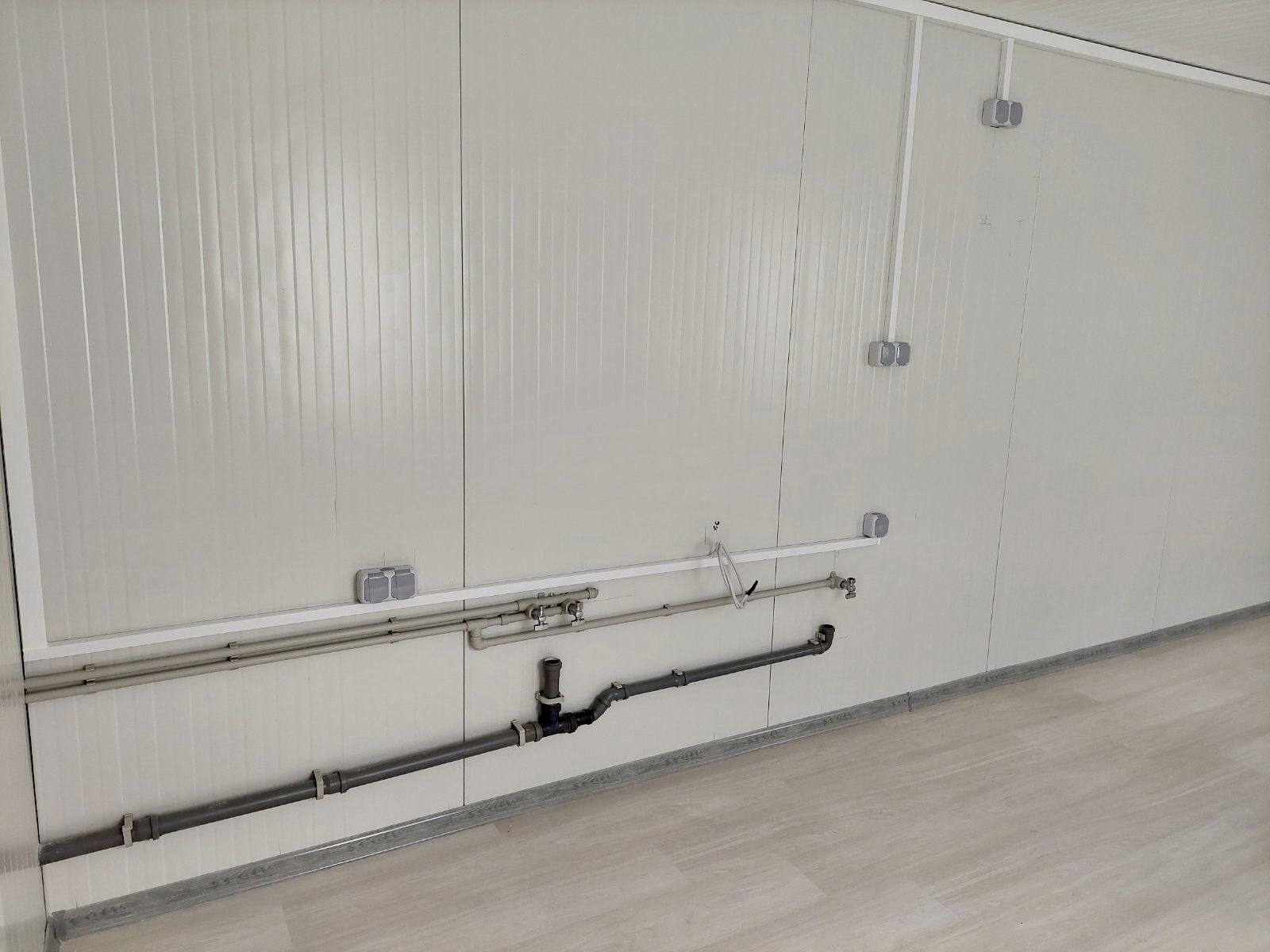 2-104 Standard Container 4