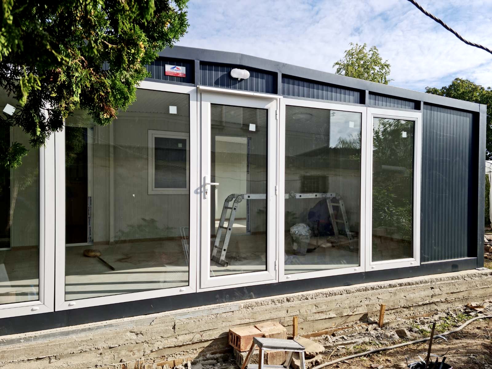 Arais Residential Container 1