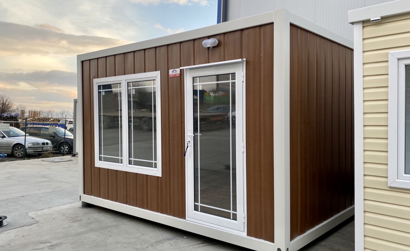 Standard Container Heli 2