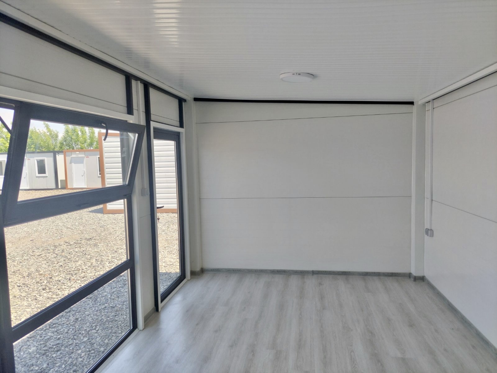 Mobile Office Container Karts 4