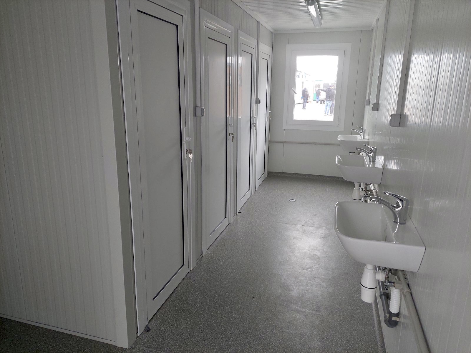 Sanitary Container SA1030M 4