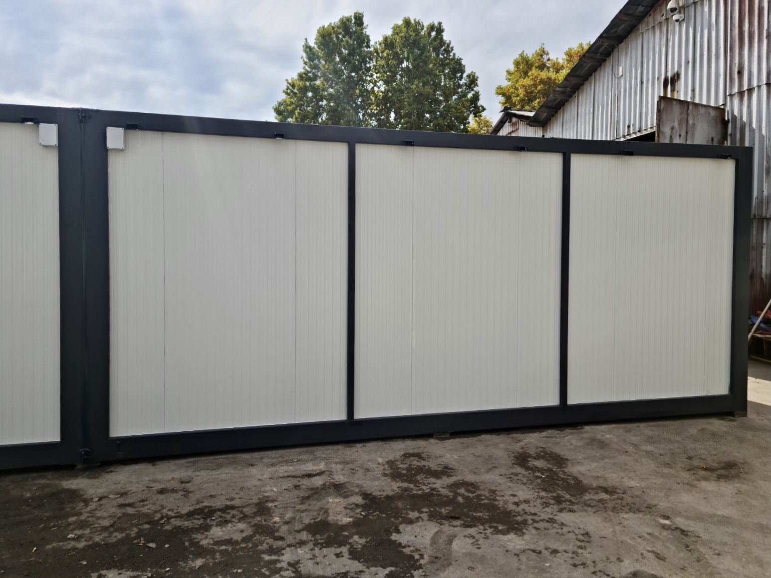Sanitärcontainer Phoenix 4