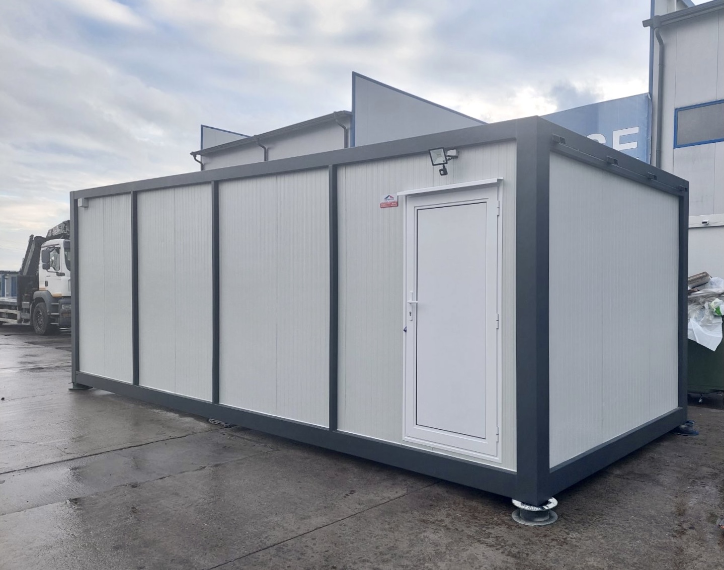 Garage Container 6-651 4