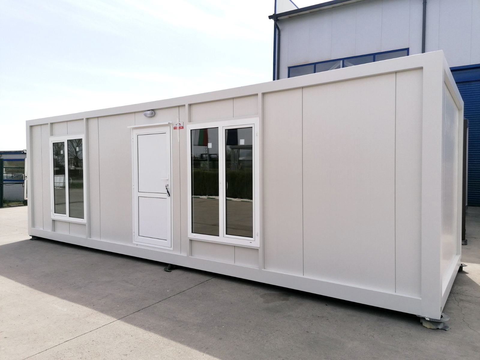 Standard Container Bambi 4