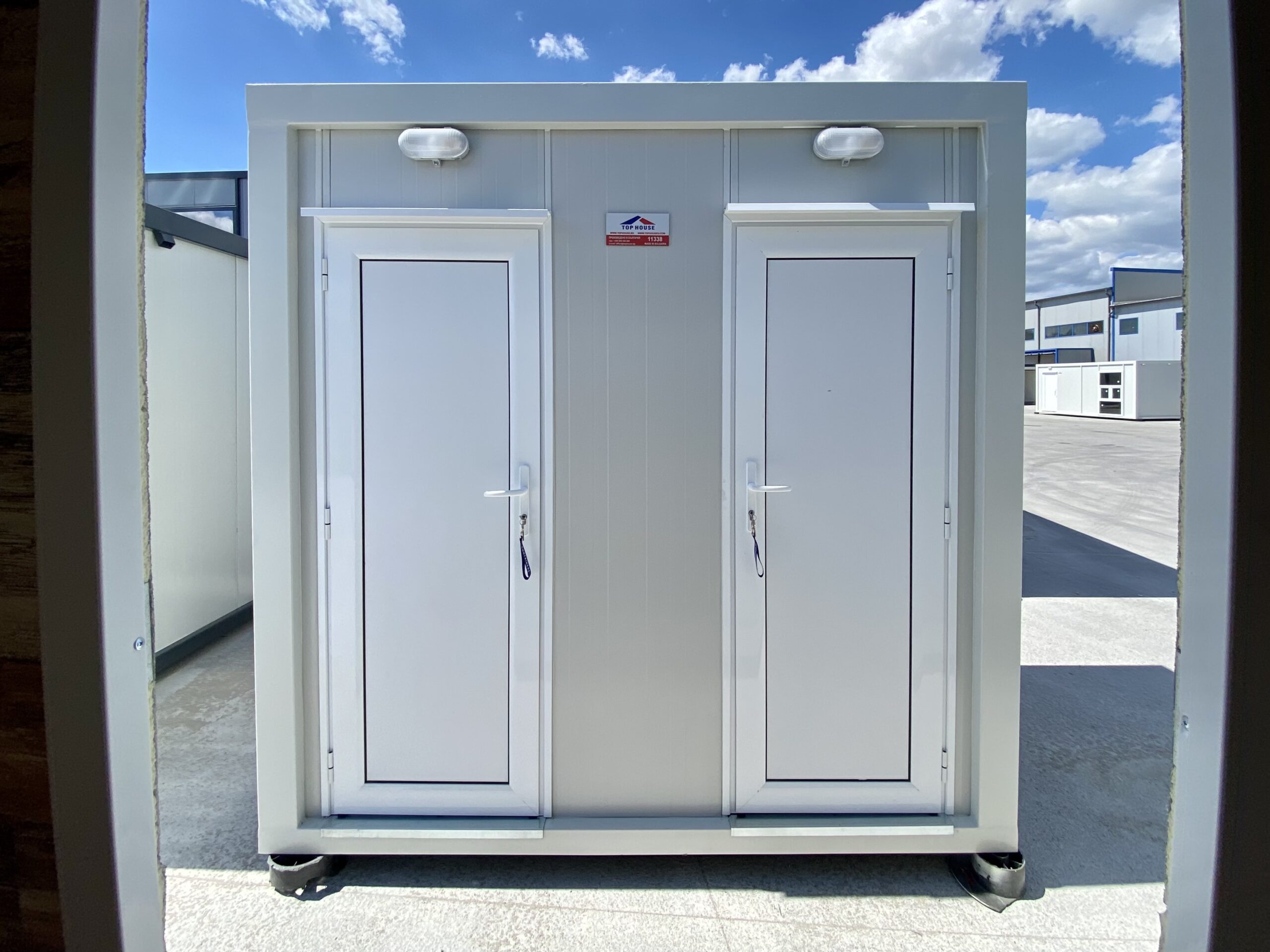Sanitary Container SA11338 1