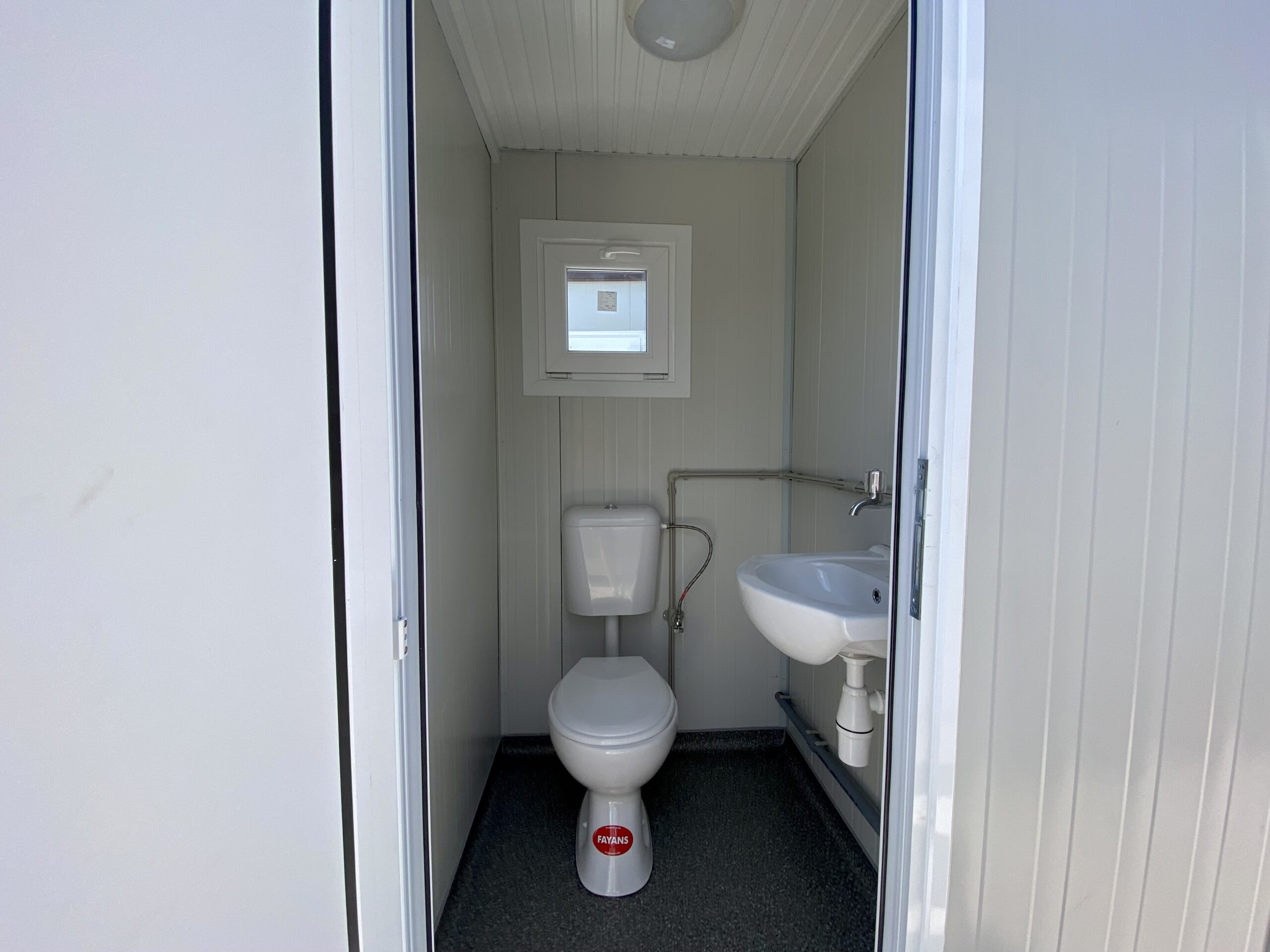 Sanitary Container SA11338 2