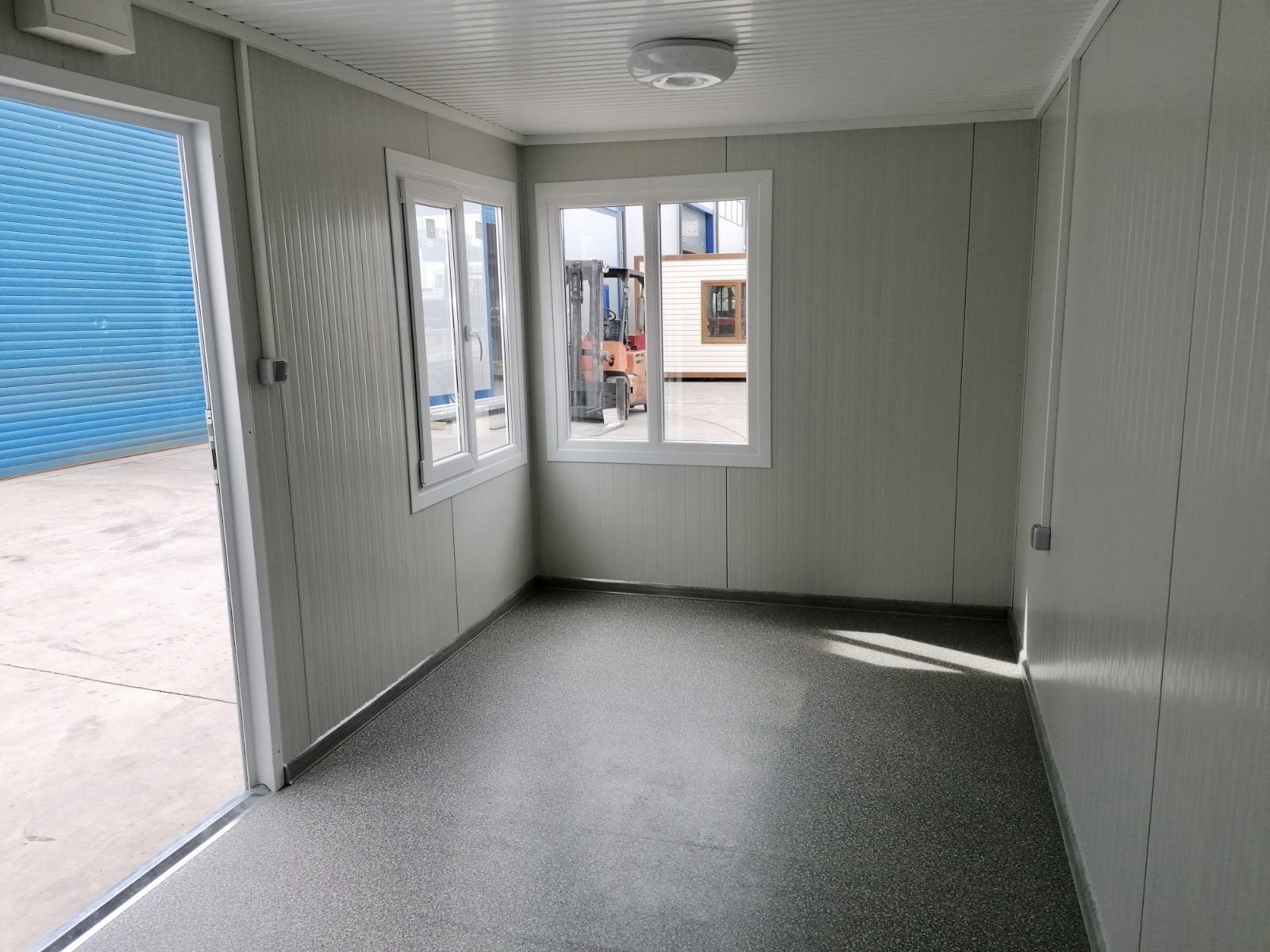 Container standard Adalia 3