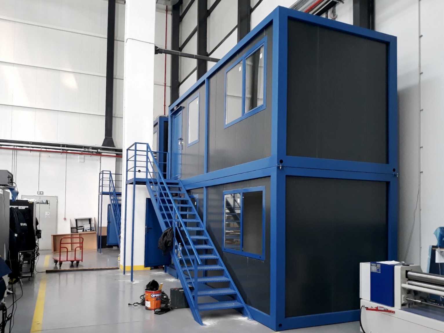 Container Complex Aero 3