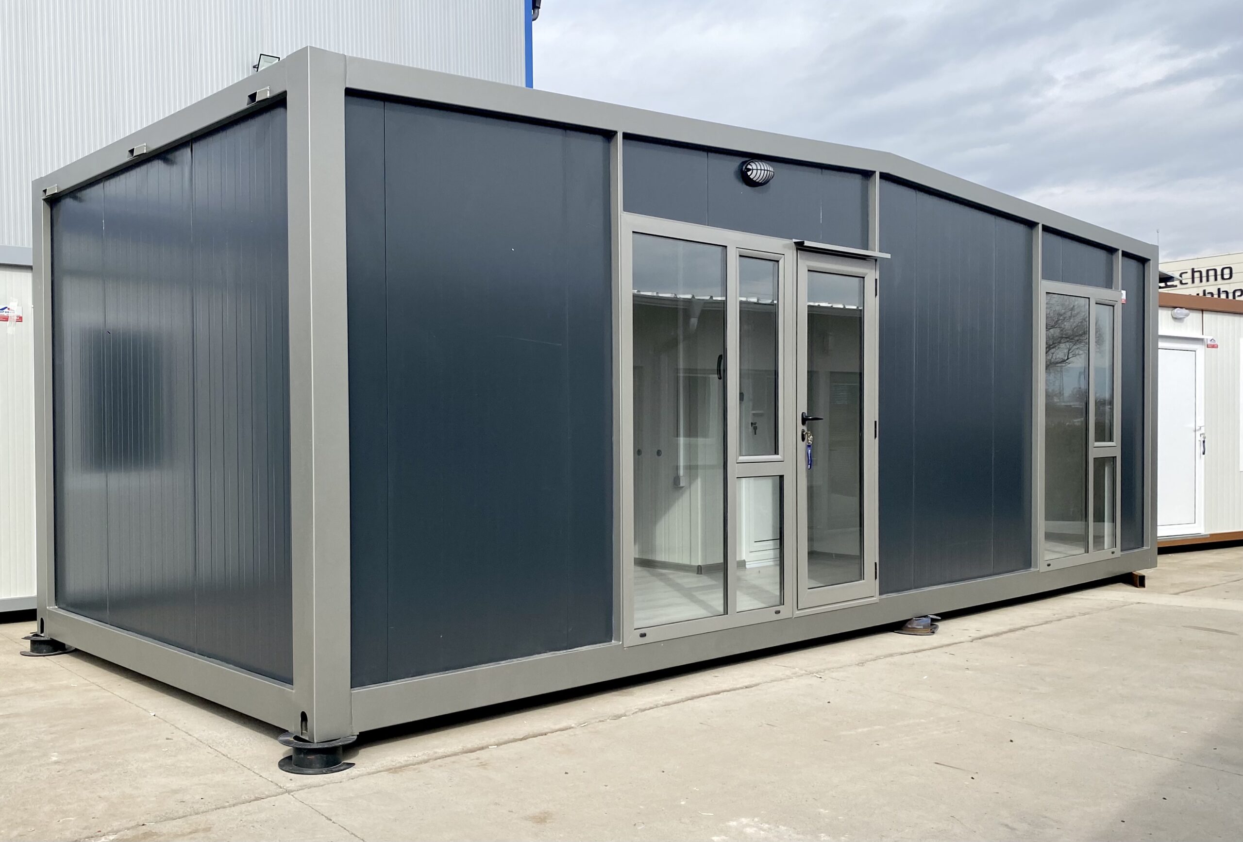 Residential Container 10812 2