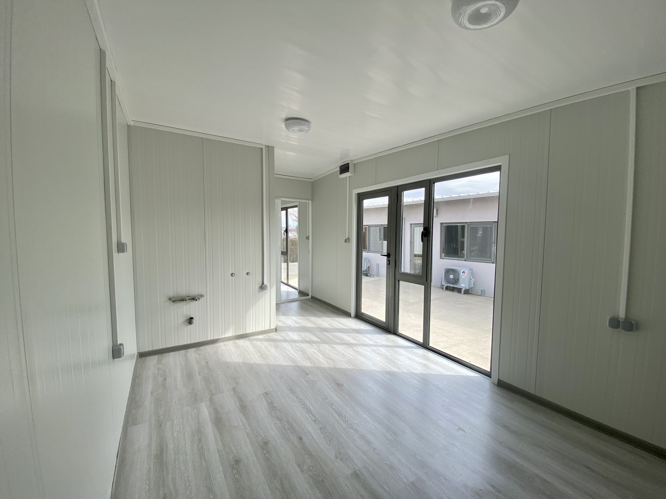 Residential Container 10812 4