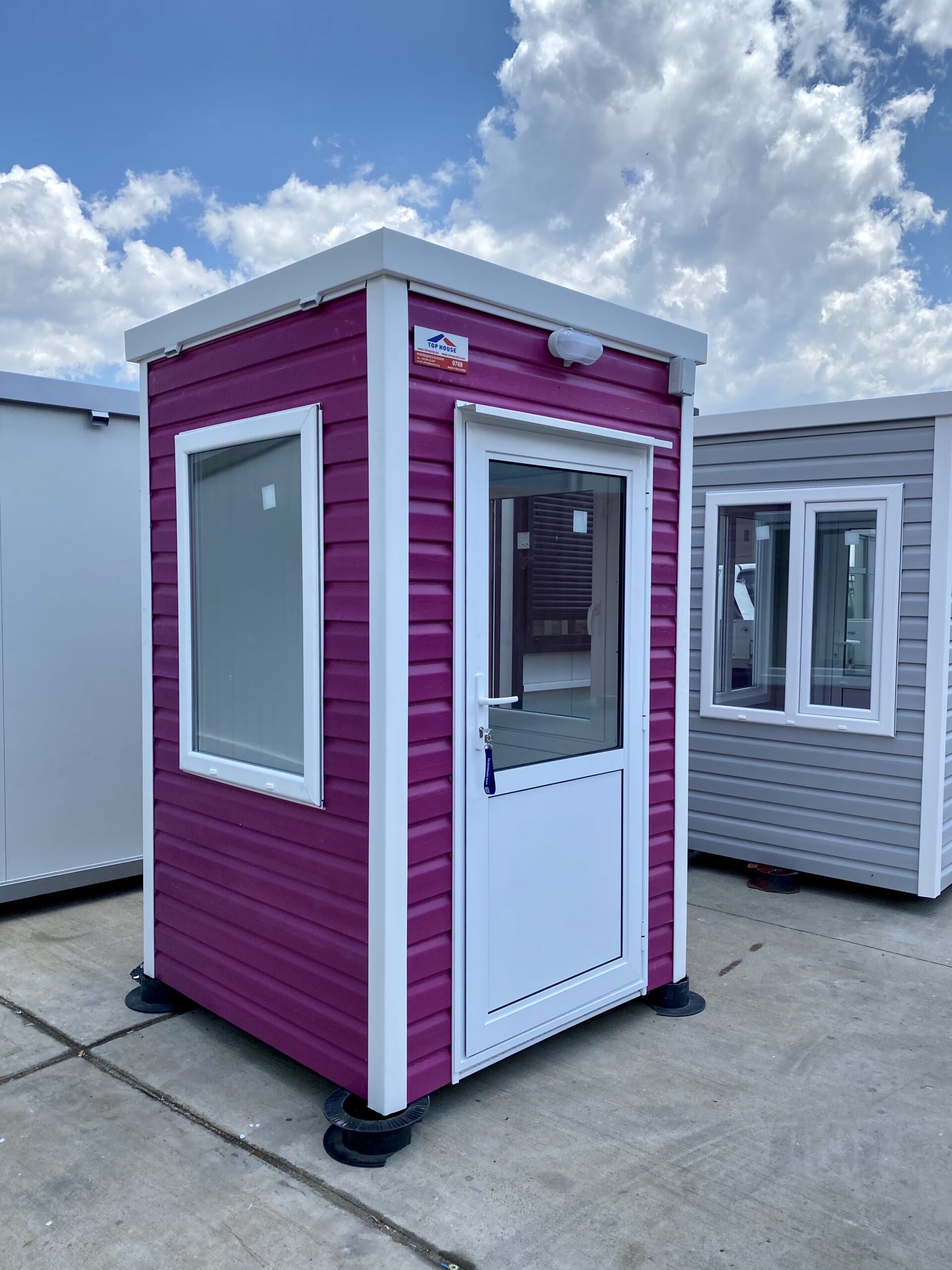 C9769 Guard Cabin 2